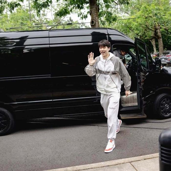 杨瀚森给所有人留下深刻印象他是开拓者长期计划的简单介绍